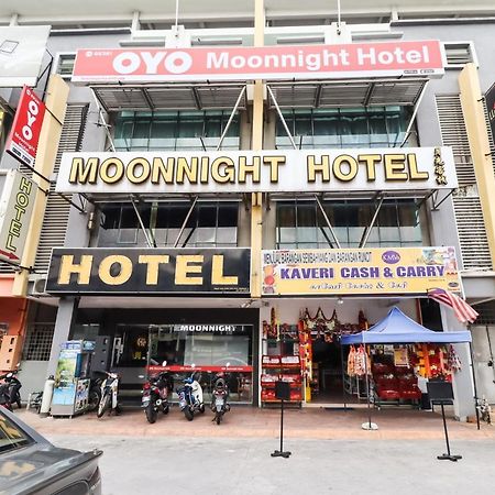 Batu Caves Oyo 89381 Moonnight Hotel מראה חיצוני תמונה